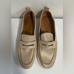 Vionic Uptown Gold Metallic Leather Slip-On Loafers Size 10 EUC
